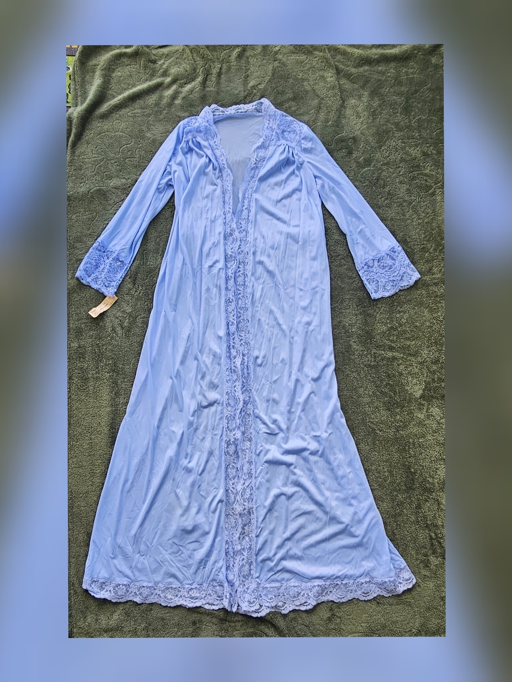 Vintage 1970s Olga periwinkle blue floor-length nylon peignoir robe 1974 NWT